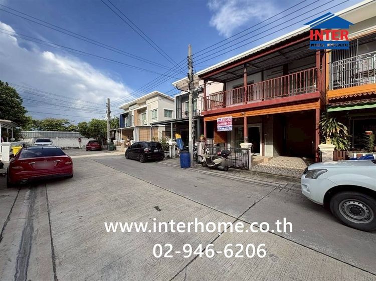 ทาวน์เฮ้าส์ 2 ชั้น 19.5 ตร.ว. หมู่บ้านนิรันดร์วิลล์ 10 ซอยวัดศรีวารีน้อย (ซอยลาดกระบัง54) ถนนวัดศรีวรีน้อย ถนนบางนา-ตราด บางพลี สมุทรปราการ
