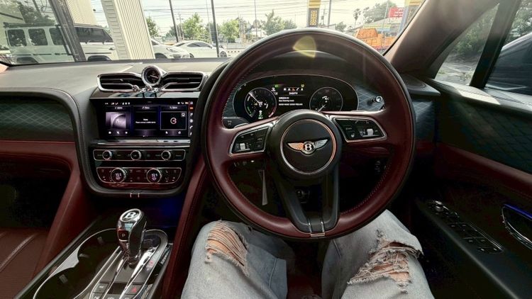 Bentley 2022 Utility-car ปลั๊กอินไฮบริด (PHEV) ไม่ติดแก๊ส เกียร์อัตโนมัติ เทา รูปที่ 4