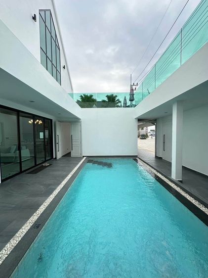 ตกแต่งครบ 2025 ขายบ้านเดี่ยวพัทยา Pool villa ห้วยใหญ่ พร้อมตกแต่งและเฟอนิเจอครบพร้อม  ต.ห้วยใหญ่ อ.บางละมุง จ.ชลบุรี รูปที่ 4