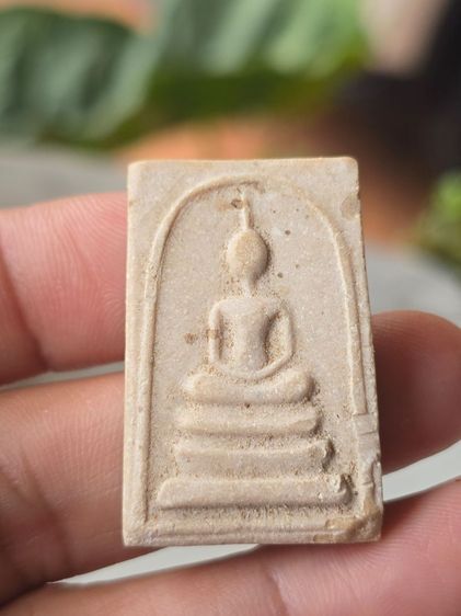 พระสมเด็จเก่าเก็บบนหิ้งของคนแก่วัดตาวัดใจทุกองค์