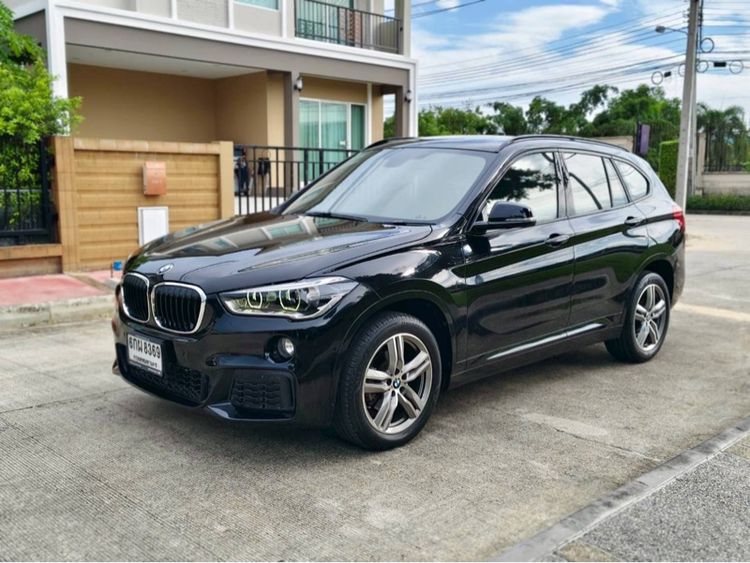 รถ BMW X1 2.0 sDrive20d M Sport สี ดำ