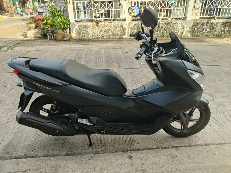 🛵ยังไงก็ขาย PCX 150 ปี 59 เครื่องดี สีสวย สตาร์ทมือ กุญแจรีโมท เล่มชุดโอนครบ+เปลี่ยนถ่ายน้ำมันเครื่องฟรี ส่งฟรี30 ก.ม รูปที่ 3