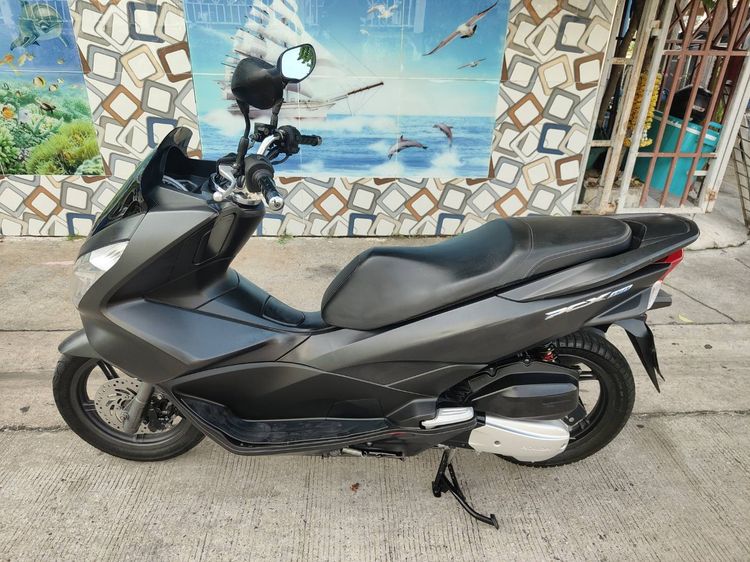 🛵ยังไงก็ขาย PCX 150 ปี 59 เครื่องดี สีสวย สตาร์ทมือ กุญแจรีโมท เล่มชุดโอนครบ+เปลี่ยนถ่ายน้ำมันเครื่องฟรี ส่งฟรี30 ก.ม รูปที่ 2