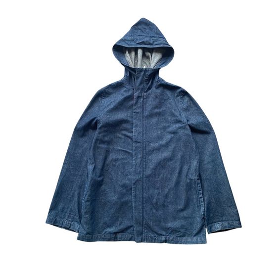 I S ISSEY MIYAKE
