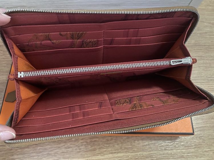Hermes zippy wallet สภาพดี ตามรูป ของแท้ พร้อมกล่อง รูปที่ 3