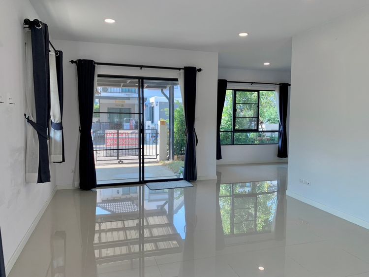Property Perfect ไม่มี 2019 บ้านเดี่ยว 2 ชั้น สภาพสวย พร้อมเข้าอยู่ ในโครงการโมดิ วิลล่า ปิ่นเกล้า–สาย 5 รูปที่ 2