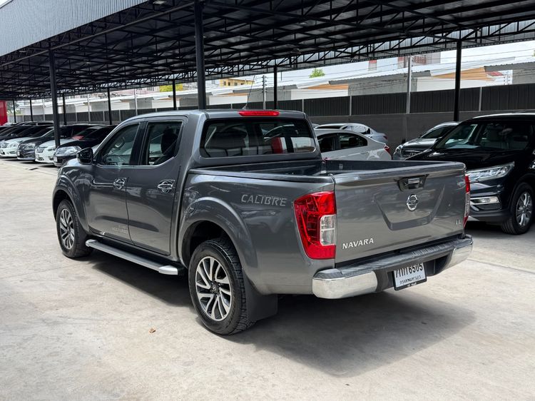 Nissan Navara 2018 2.5 Calibre EL Pickup ดีเซล ไม่ติดแก๊ส เกียร์ธรรมดา เทา รูปที่ 2