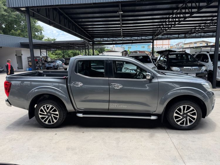 Nissan Navara 2018 2.5 Calibre EL Pickup ดีเซล ไม่ติดแก๊ส เกียร์ธรรมดา เทา รูปที่ 3