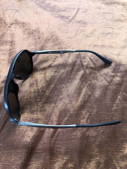 ส่งต่อแว่นกันแดดยี่ห้อ Ray-Ban [ของแท้ 100%] รูปที่ 4