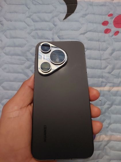 Huawei 256 GB ขายหัวเหว่ยpura70 สภาพสวย ตำหนิหน้าจอเสีย ก่อนเป็นเครื่องใช่ปกติดี จู่ๆจอมืด ไฟกระพริบ ดูของได้ในเมืองมุกดาหาร