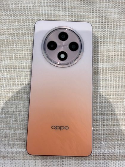 อื่นๆ 256 GB OPPO Reno 12Fแรม12 จอเบิร์น