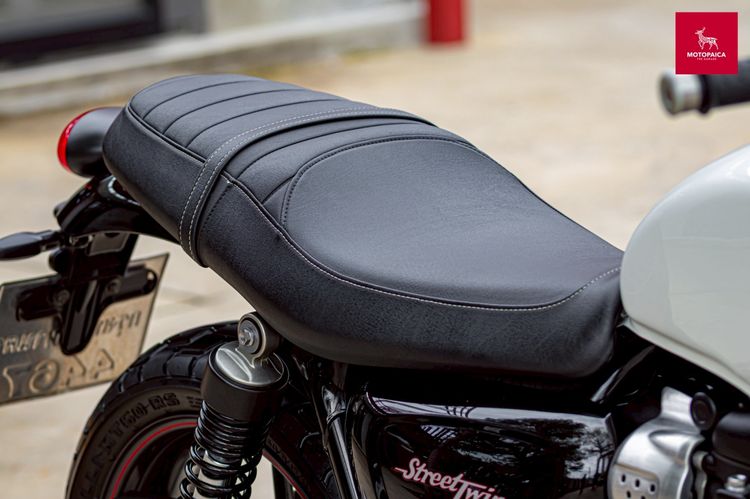 Triumph Streettwin900 ปี2018 สีขาวหายาก วิ่งน้อย7,000km. ใหม่มาก รูปที่ 13