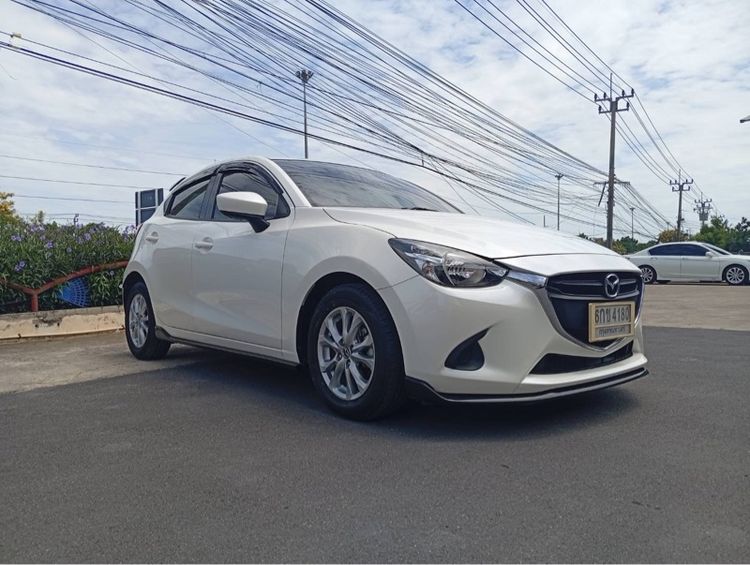 รถ Mazda Mazda 2 1.5 XD Sports สี ขาว