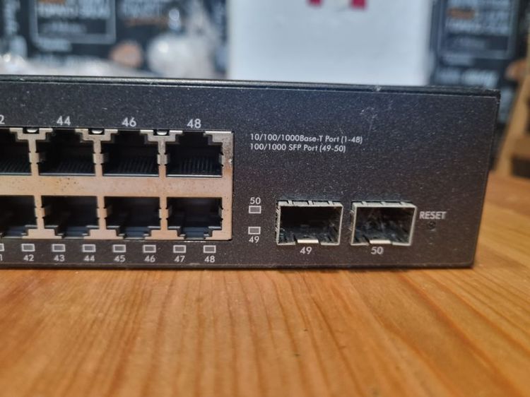 Smart Managed Switch) รุ่น Zyxel GS1900-48. รูปที่ 2
