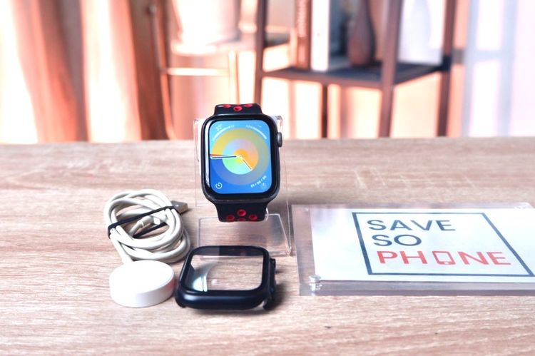 สแตนเลส ดำ Apple Watch Series 4 GPS+Cellular 44MM. สี Black เครื่องสวย ราคาเพียง 2,390.- มีประกันร้าน 60วัน