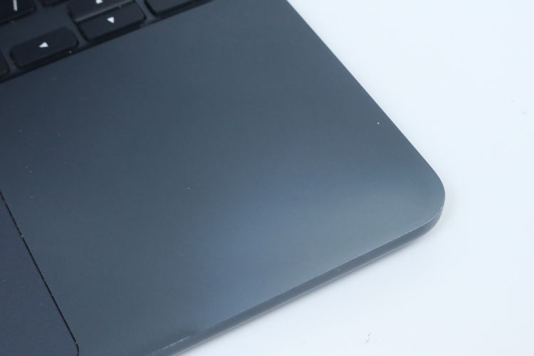 MacBook Air M2 13" 8.256GB  รูปที่ 4