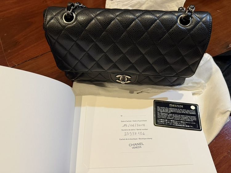 หนังแท้ ไม่ระบุ Chanel Classic 10 ปี 2018