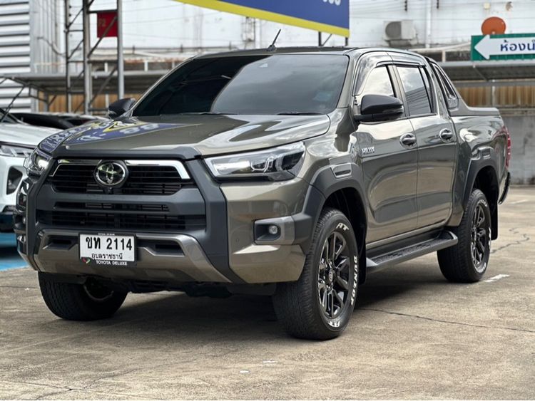 Toyota Hilux Revo 2025 Double Cab Prerunner 2x4 2.4 Rocco Pickup ดีเซล ไม่ติดแก๊ส เกียร์อัตโนมัติ เขียว รูปที่ 2