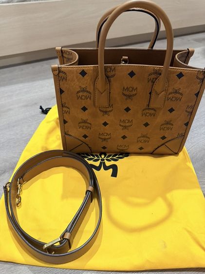 MCM München VI Tote Small สี Cognac สภาพใหม่ อุปกรณ์ครบ ช้อปไทย