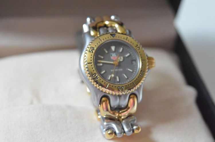 นาฬิกา TAG HEUER mini lady size