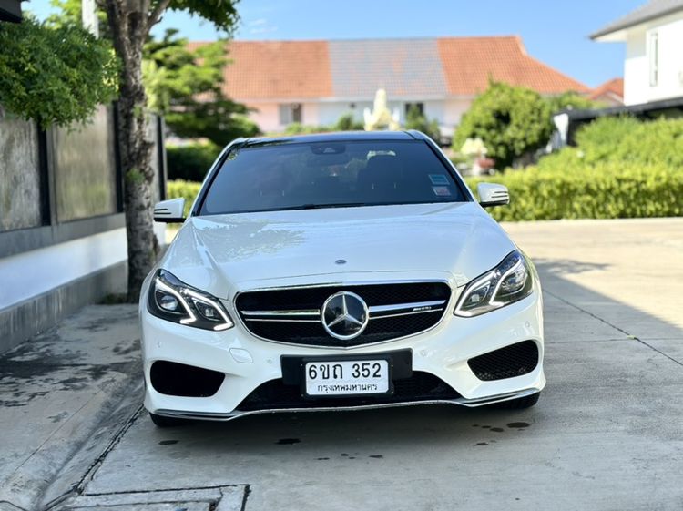 Mercedes-Benz E-Class 2015 E300 2.2 BlueTEC Hybrid AMG Dynamic Sedan Hybrid (Diesel) เกียร์อัตโนมัติ ขาว รูปที่ 3