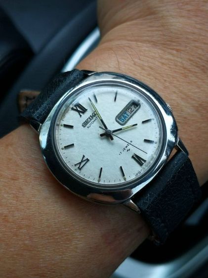 ขาว SEIKO vintage หน้า Snow