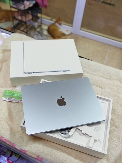 อื่นๆ MacBook Air 13 : M5 chip 10C CPU/8C GPU/16GB/512GB Sky Blue (2026)