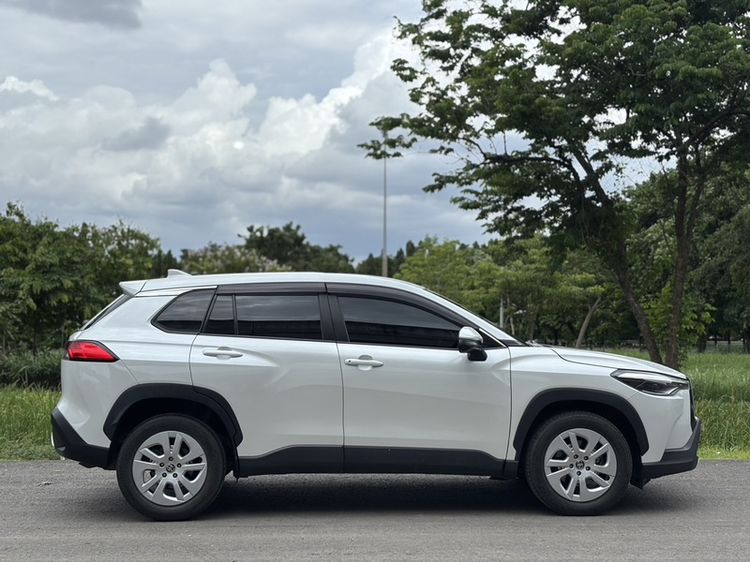 Toyota 2023 Utility-car เบนซิน ไม่ติดแก๊ส เกียร์อัตโนมัติ ขาว รูปที่ 4