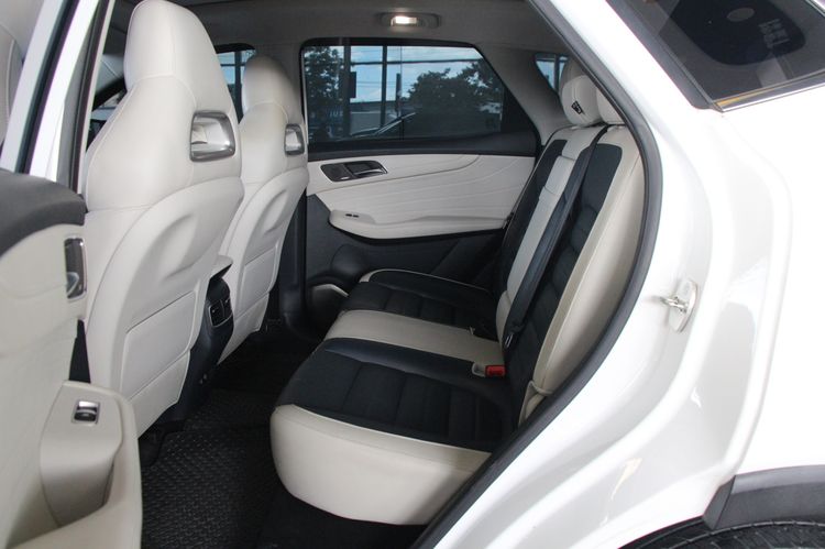 MG HS 2021 PHEV 1.5 SUV AT Utility-car ปลั๊กอินไฮบริด (PHEV) ไม่ติดแก๊ส เกียร์อัตโนมัติ ขาว รูปที่ 4