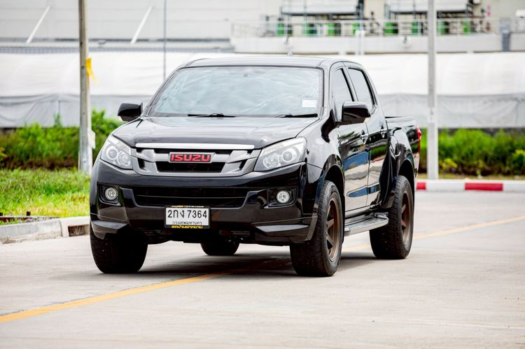 รถ Isuzu D-MAX 2.5 Hi-Lander X-Series สี ดำ