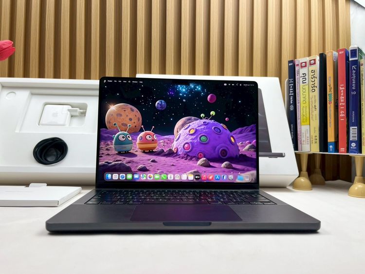 Mackbook Pro 14 Inch แมค โอเอส 16 กิกะไบต์ อื่นๆ ใช่ MacBook Pro 14-inch M5 Ram16GB SSD512GB SpaceBlack Apple 16 April 2027