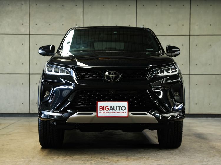 Toyota Fortuner 2021 2.8 LEGENDER 2WD AT Utility-car ดีเซล ไม่ติดแก๊ส เกียร์อัตโนมัติ ดำ รูปที่ 4
