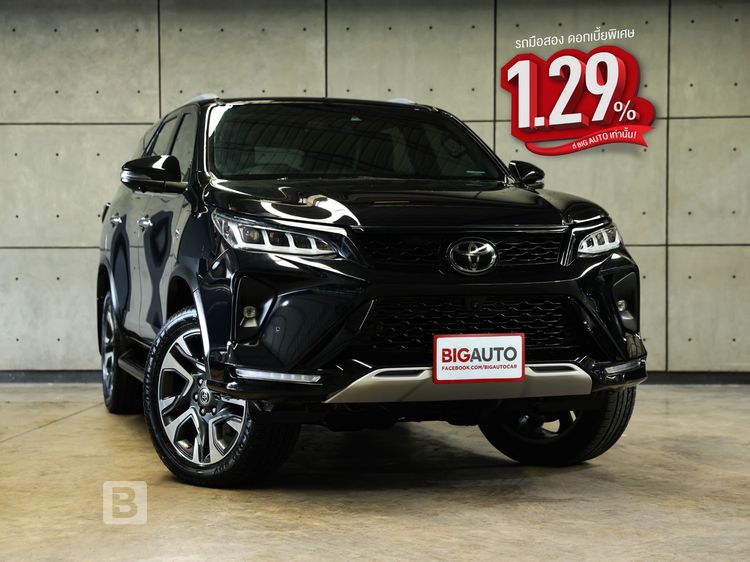 รถ Toyota Fortuner 2.8 LEGENDER 2WD AT สี ดำ