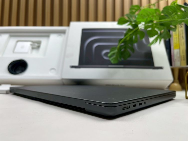 MacBook Pro 14-inch M5 Ram16GB SSD512GB SpaceBlack Apple 16 April 2027 รูปที่ 9