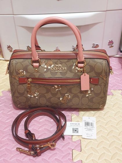 Coach Rowan Satchel หมอน10" คอลเลคชั่นลูกแมวเต้นรำ ของแท้100"