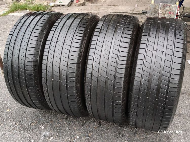 BF Goodrich BFGoodrich Advantage Touringขนาดยาง 265/65R17  112Hผลิต3025ลงพื้นใช้งานต้นปี26ทั้งชุด (ปีแท้💯)เนื้อยางสดๆ ปีผลิตสดๆ ดอกยางเต็มสวยทุกเส้นร่องยางลึกสวย แก้มสวย นิ่มๆ