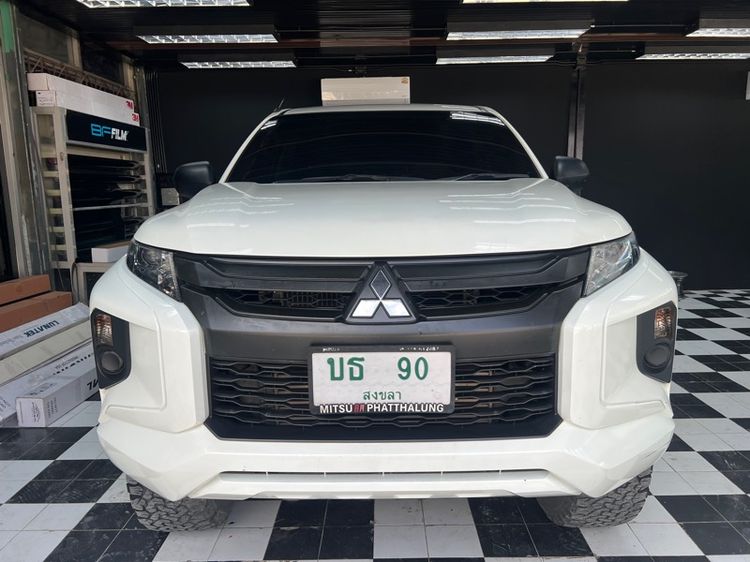 Mitsubishi Triton 2021 2.4 GL 4WD Pickup ดีเซล เกียร์อัตโนมัติ ขาว