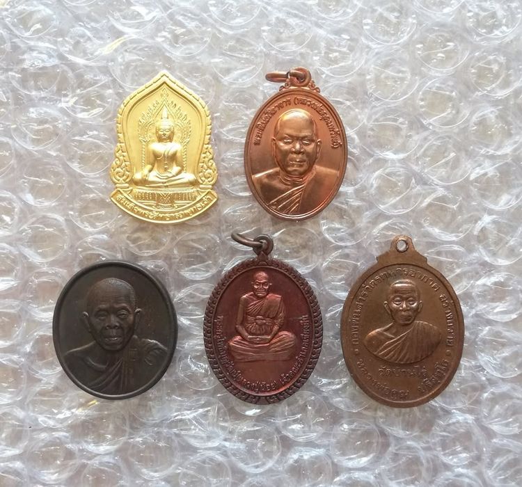 เหรียญพระสิทธารถพุทธเจ้า พระครูพิมลศีลาจารย์ หลวงพ่อคูณ หลวงปู่น้อย หลวงพ่อคูณ รูปที่ 2