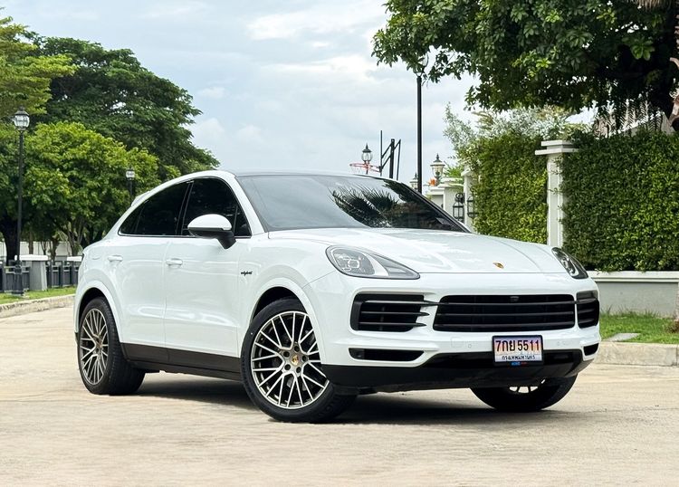 Porsche Cayenne 2023 3.0 S E-Hybrid Platinum Edition 4WD Utility-car ปลั๊กอินไฮบริด (PHEV) ไม่ติดแก๊ส เกียร์อัตโนมัติ ขาว รูปที่ 3