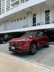 Honda HR-V e:HEV RS ปี 2022 ตัวท็อป สีแดง Ignite Red ไมล์ 60,000 กม. เจ้าของขายเอง