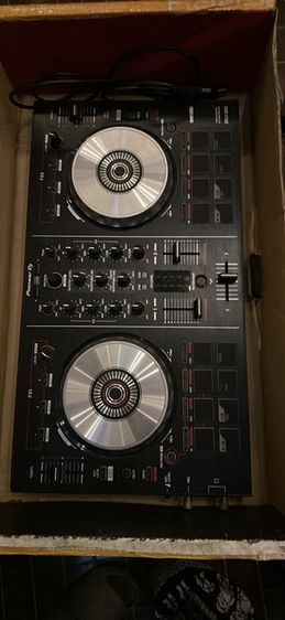 Pioneer DDJ-SB2 สภาพดีพร้อมสายเชื่อมต่อ
