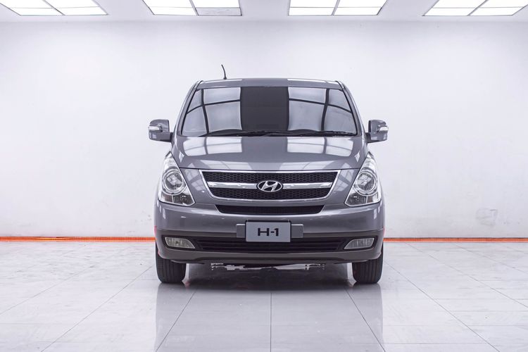 Hyundai H-1  2011 2.5 Deluxe Utility-car ดีเซล ไม่ติดแก๊ส เกียร์อัตโนมัติ เทา รูปที่ 4