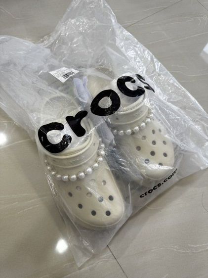 crocs gucci