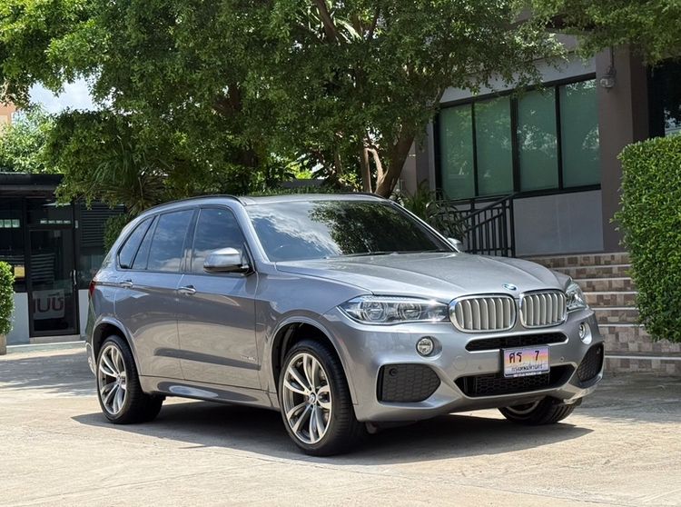 😍 2017 BMW X5 MSPORT 😍 รถมือเดียวออกป้ายแดง สภาพป้ายแดง รถวิ่งน้อยเพียง 40,000 กม เข้าศูนย์ทุกระยะ รถไม่เคยมีอุบัติเหตุครับ