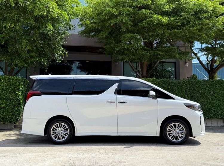 Toyota 2022 Van āđāļŪāļāļĢāļīāļ āđāļĄāđāļāļīāļāđāļāđāļŠ āđāļāļĩāļĒāļĢāđāļāļąāļāđāļāļĄāļąāļāļī āļāļēāļ§ āļĢāļđāļāļāļĩāđ 2