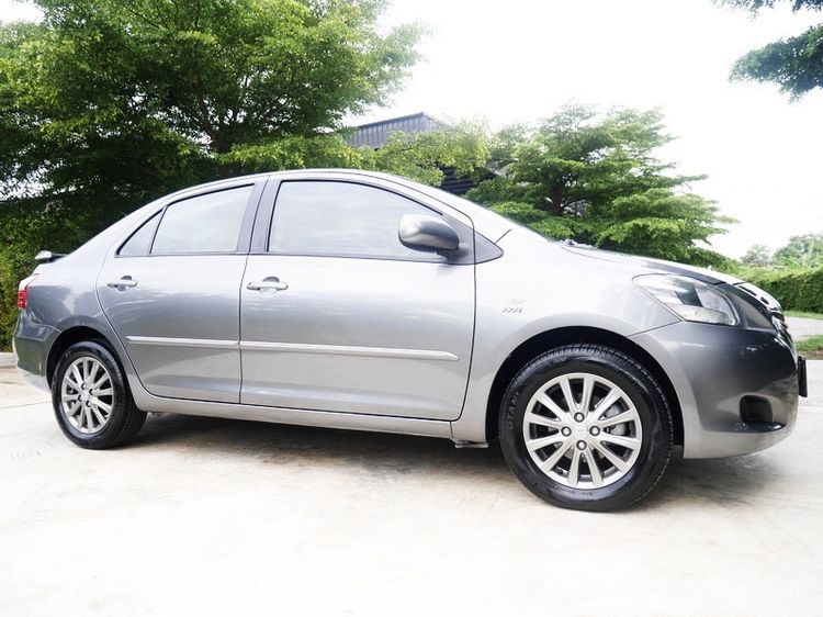 Toyota 2013 Sedan เบนซิน ไม่ติดแก๊ส เกียร์อัตโนมัติ เทา รูปที่ 2