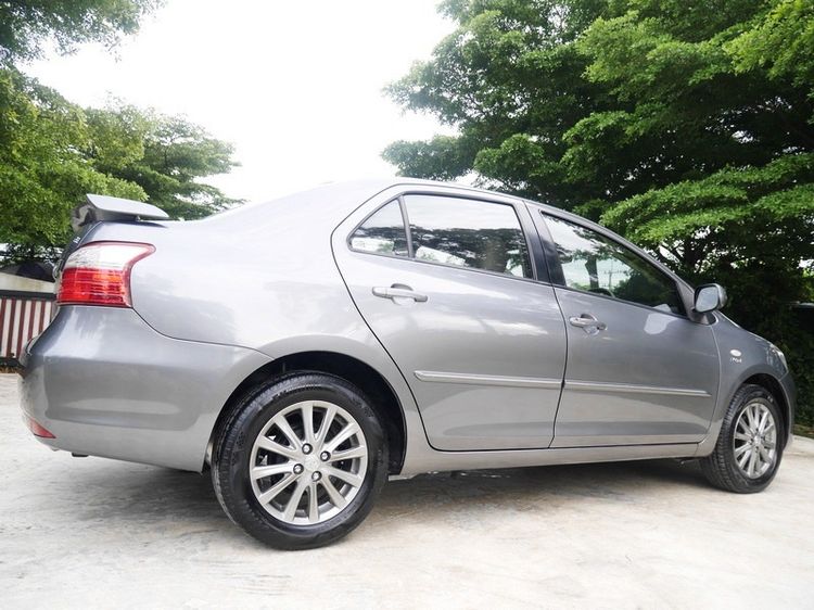 Toyota 2013 Sedan เบนซิน ไม่ติดแก๊ส เกียร์อัตโนมัติ เทา รูปที่ 4