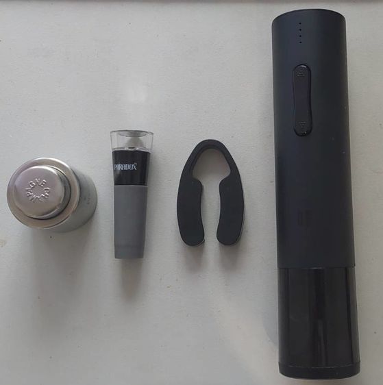 อื่นๆ เซตที่เปิดไวน์ไฟฟ้าครบชุด พร้อมใช้งาน (Electric Wine Opener Set)