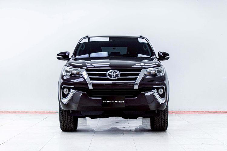 Toyota Fortuner 2016 2.8 V 4WD Utility-car ดีเซล ไม่ติดแก๊ส เกียร์อัตโนมัติ น้ำตาล รูปที่ 4
