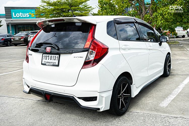 Honda Jazz 2021 1.5 S Sedan เบนซิน ไม่ติดแก๊ส เกียร์อัตโนมัติ ขาว รูปที่ 4